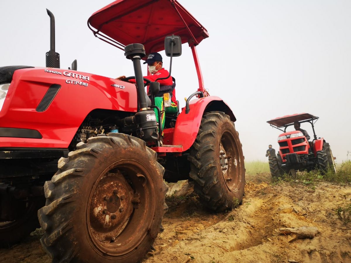 Kementan Minta Petani Olah Lahan Dengan Mekanisasi dan Teknologi