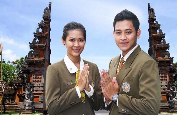 Mahasiswa STP Bali Terima Beasiswa Bali Hotel Association