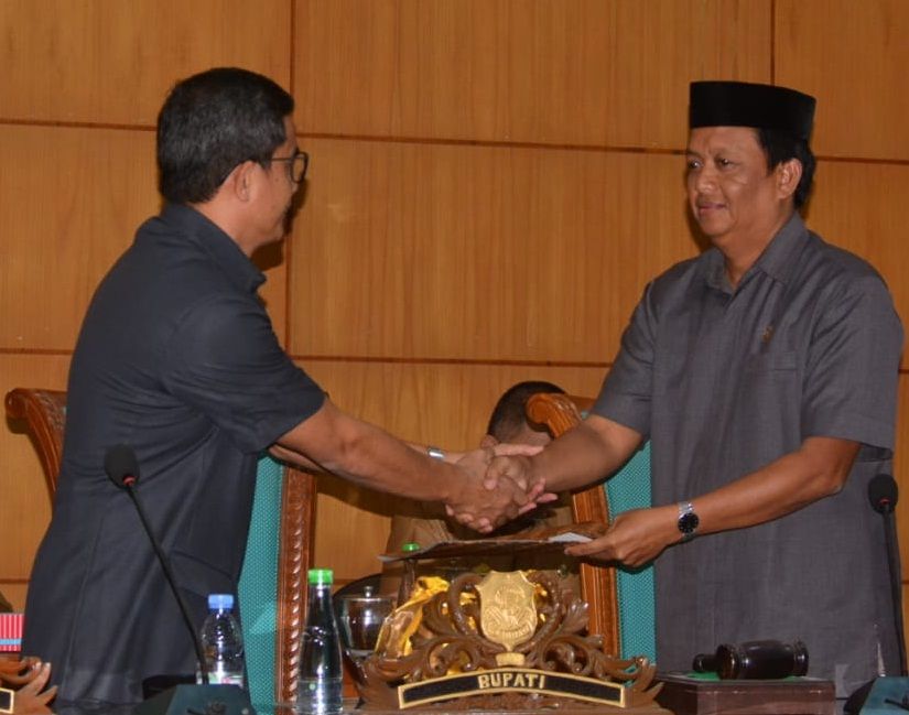 Tiga Ranperda Tahap Jawaban Bupati Atas Pemandangan Umum Fraksi
