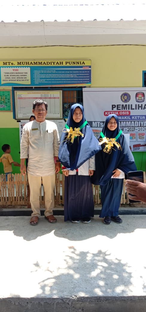 Wina Wahid Pimpin OSIS Mts Ponpes Muhammadiyah Punnia