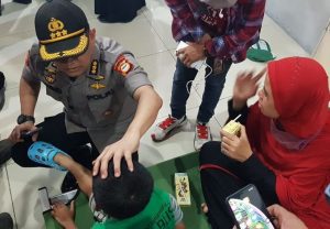 6.10 foto kapolda tanggung Kapolda Sulsel Tanggung Biaya Perawatan Pengungsi Wamena
