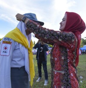 Kemah Bakti Peringati PMI ke-74, Mari Perangi Sampah Plastik