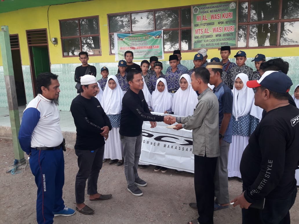 PCX Owner Makassar Bakti Sosial #BERKAH