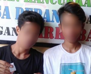 18.11 foto bantaeng narkoba Diduga Narkoba, Satnarkoba Polres Bantaeng Ciduk Dua Pemuda