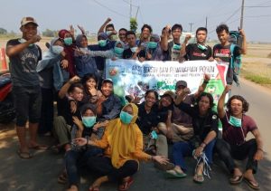 Tanam Pohon dan Aksi Bersih, Pemuda Desa Kanjilo Merawat Lingkungan