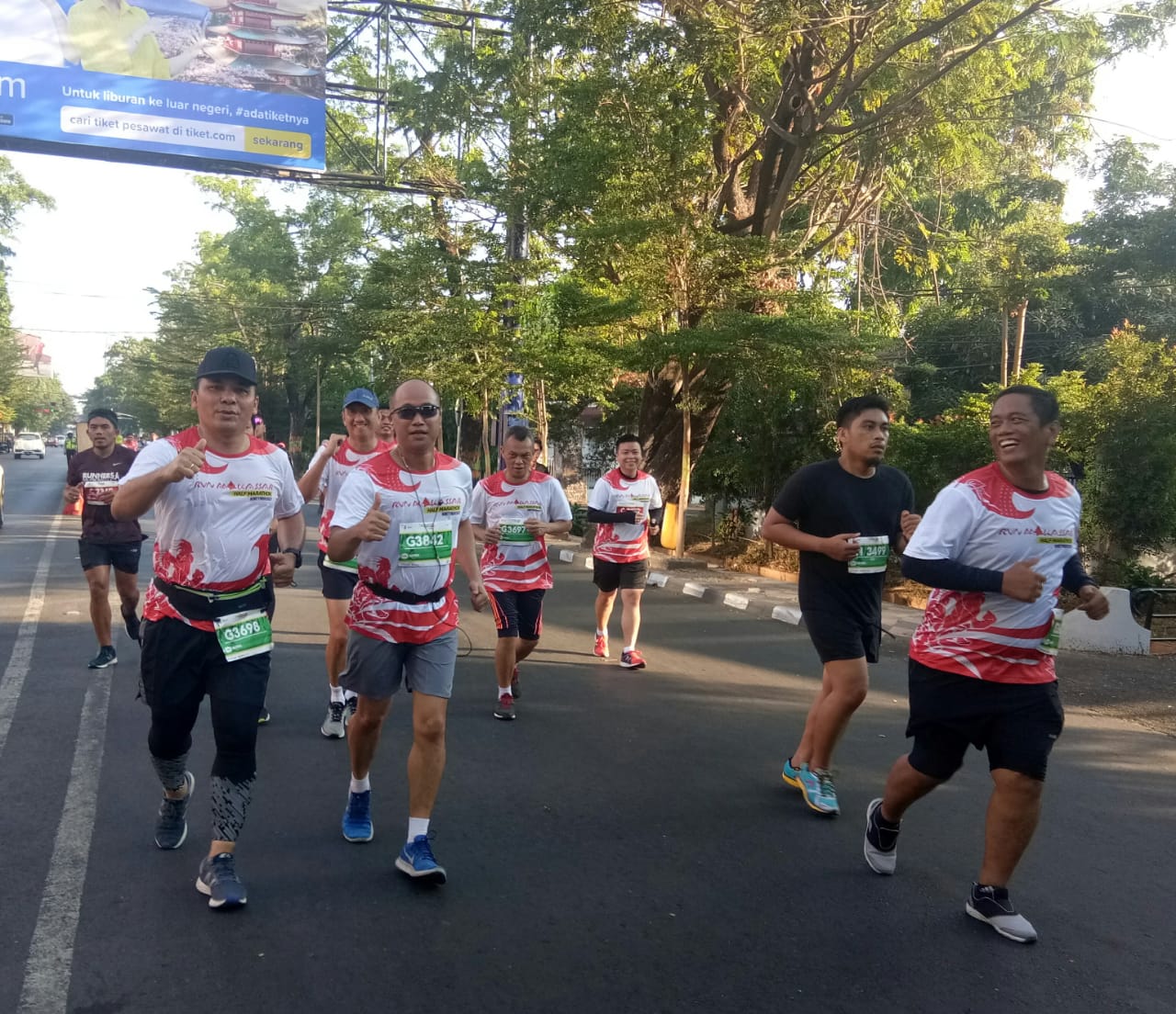 Emas Untuk Navy Runners Lantamal VI
