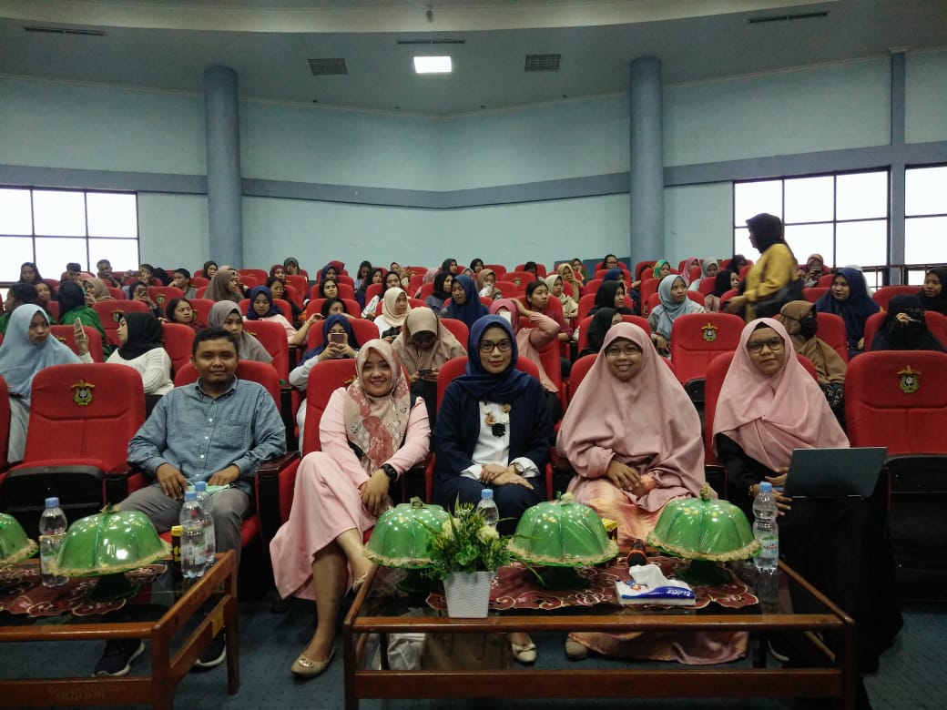 Unimerz Gelar Seminar Kesehatan