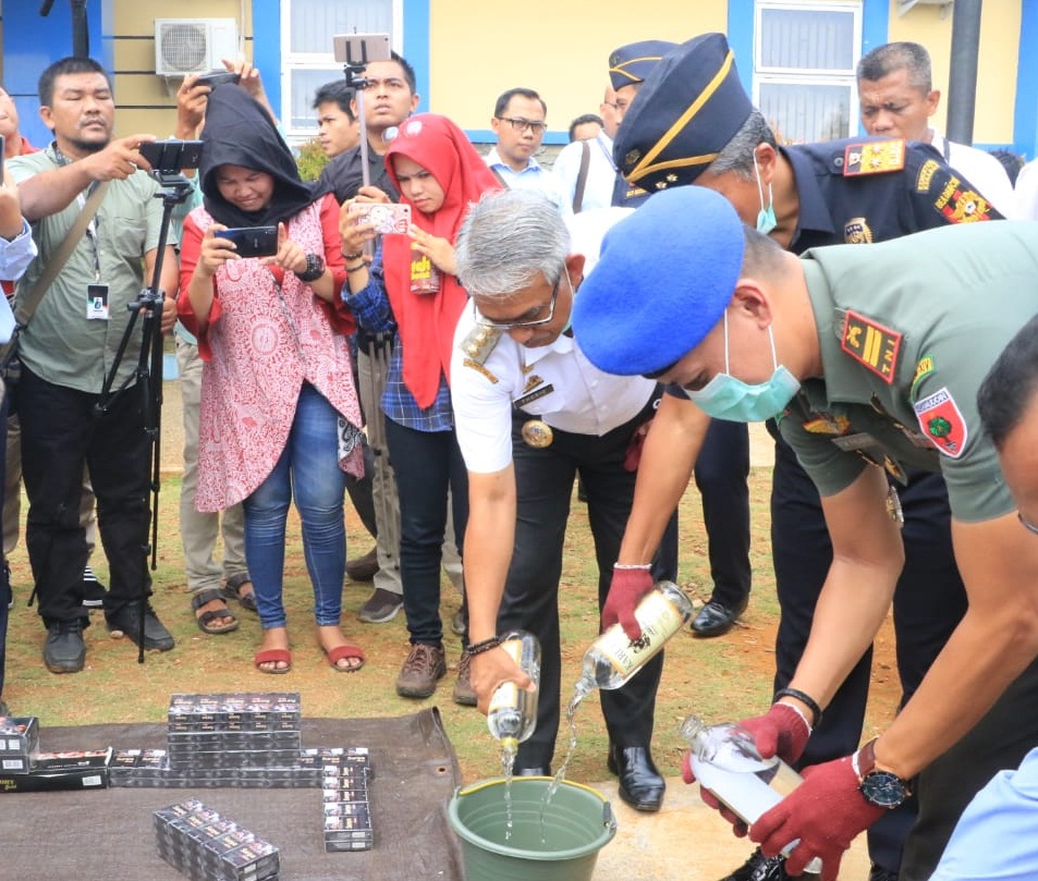 Bupati Apresiasi Pemusnahan BMN oleh KPPBC Malili