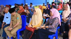 Bupati Prioritaskan Mesin Panen Warga Desa Burau Pantai
