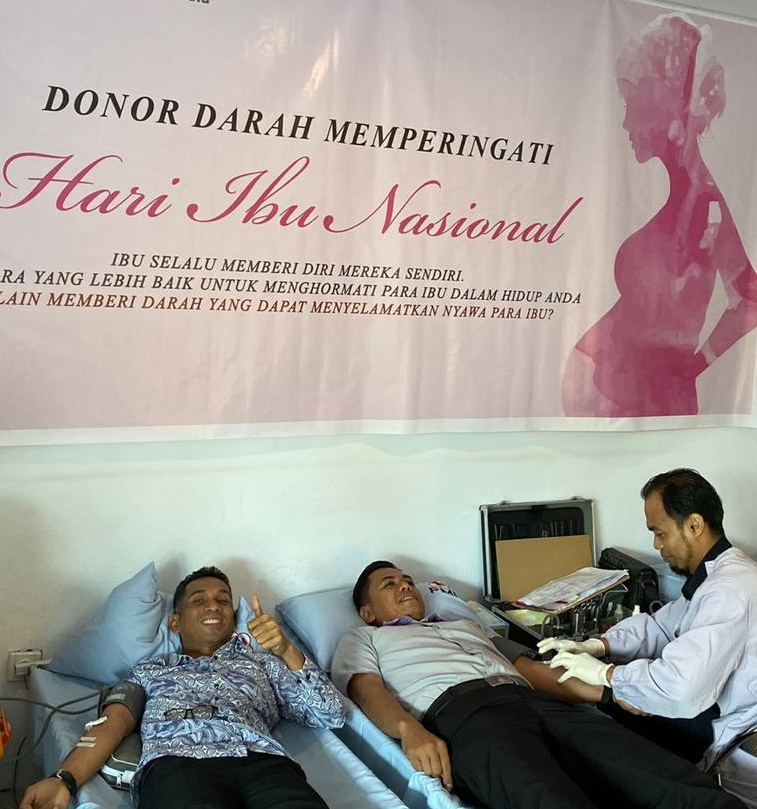 100 Orang Pendonor Darah di Swiss-Belhotel