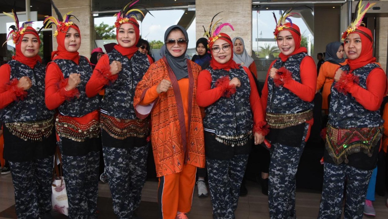 TP PKK Soppeng Juara Harapan I Lomba Senam Poco-poco