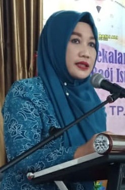 TP. PKK Bekali Kepribadian pada Istri Camat, Kades dan Lurah