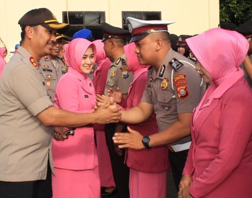 26 Personel Polres Selayar Naik Pangkat