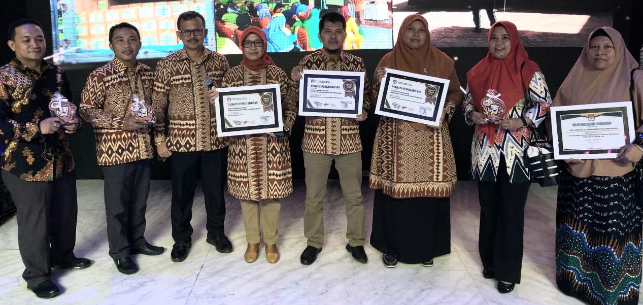 KPU Pangkep Raih Empat Penghargaan Pemilu Award 2019