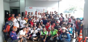 Hujan Menambah Kegembiraan Last Sunday Ride