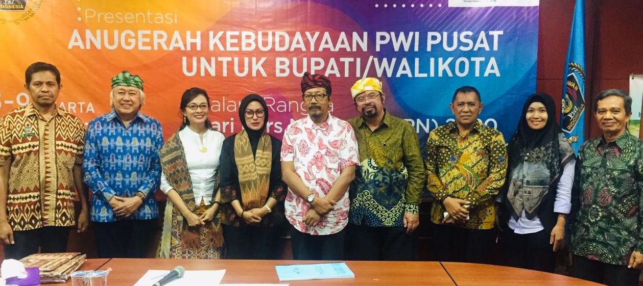 Bupati Lutra Masuk Nominasi Anugerah Kebudayaan PWI Pusat, Indah Putri Paparan