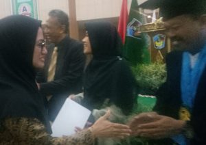 Bupati Lutra Hadiri Pengukuhan Dua Guru Besar UMI, Ini Pesannya