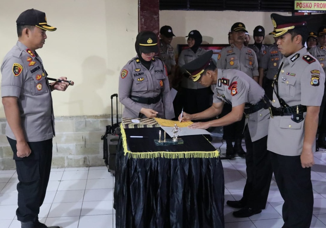 Enam Pejabat Polres Pelabuhan Makassar Berganti