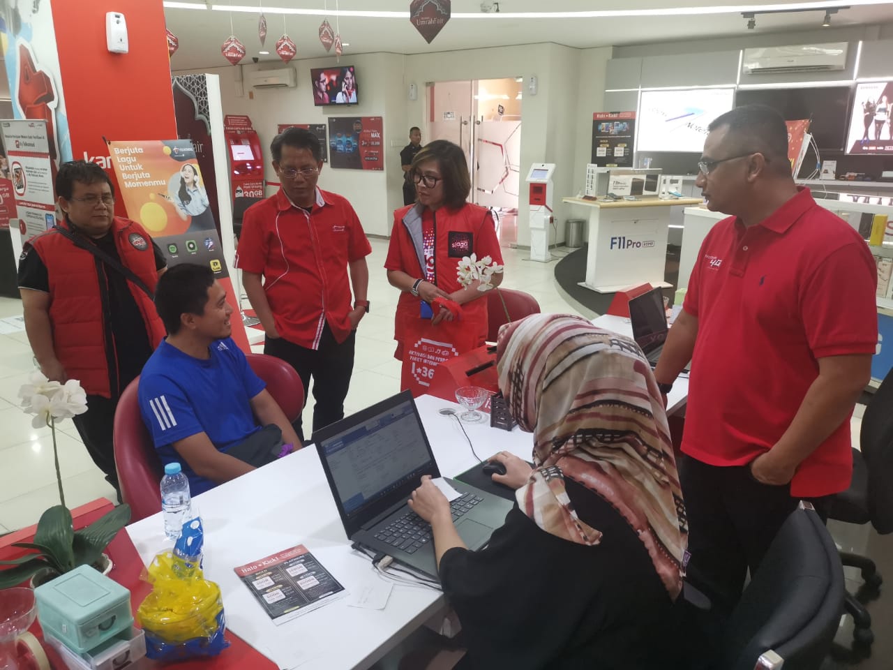 Di Awal Tahun 2020, Manajemen Telkomsel Hadir Melayani Pelanggan di GraPARI