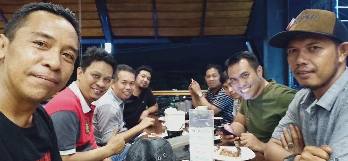 Ketika Delapan Pemuda Bone Berdiskusi