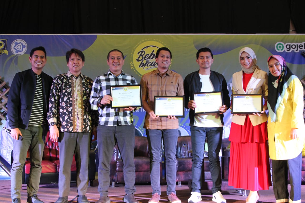 Bareng Nurhaldin, Deng Ical Jadi Narasumber Talk Show "Bebas Bicara" Unifa
