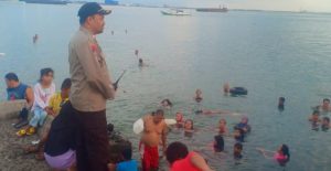 Satpolair Polres Pelabuhan Pengamanan Wisatawan Tanggul Pelabuhan
