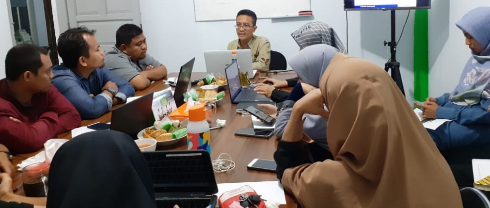Latih Kemampuan Menulis Pegawai, IZI Sulsel Pelatihan Jurnalistik