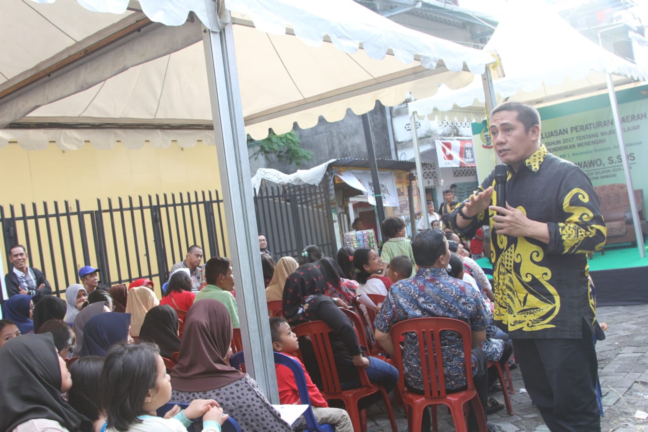 Jadi Narasumber di Sosialisasi Perda Pendidikan, Ini Pesan Deng Ical ke Orang Tua
