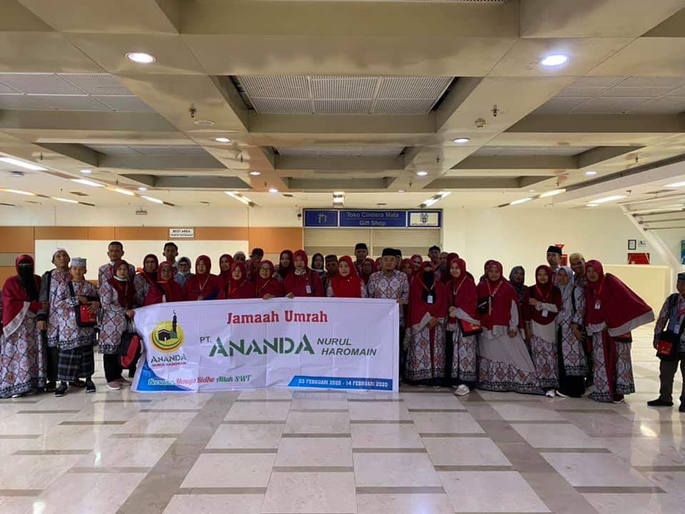 Ananda Group Berangkatkan 44 Jamaah Umroh