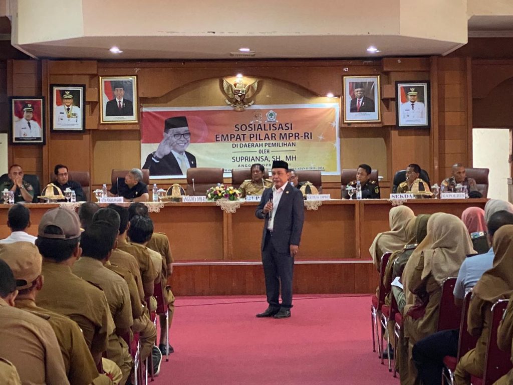 Supriansa Sosialisasi 4 Pilar di Soppeng