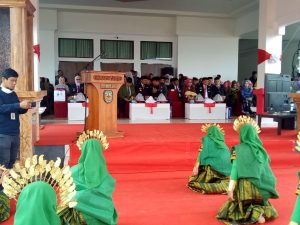 IMG-20200213-WA0003 Wagub Sulsel Disambut Tari Paddupa pada Peringatan HUT Kota Belopa ke-14