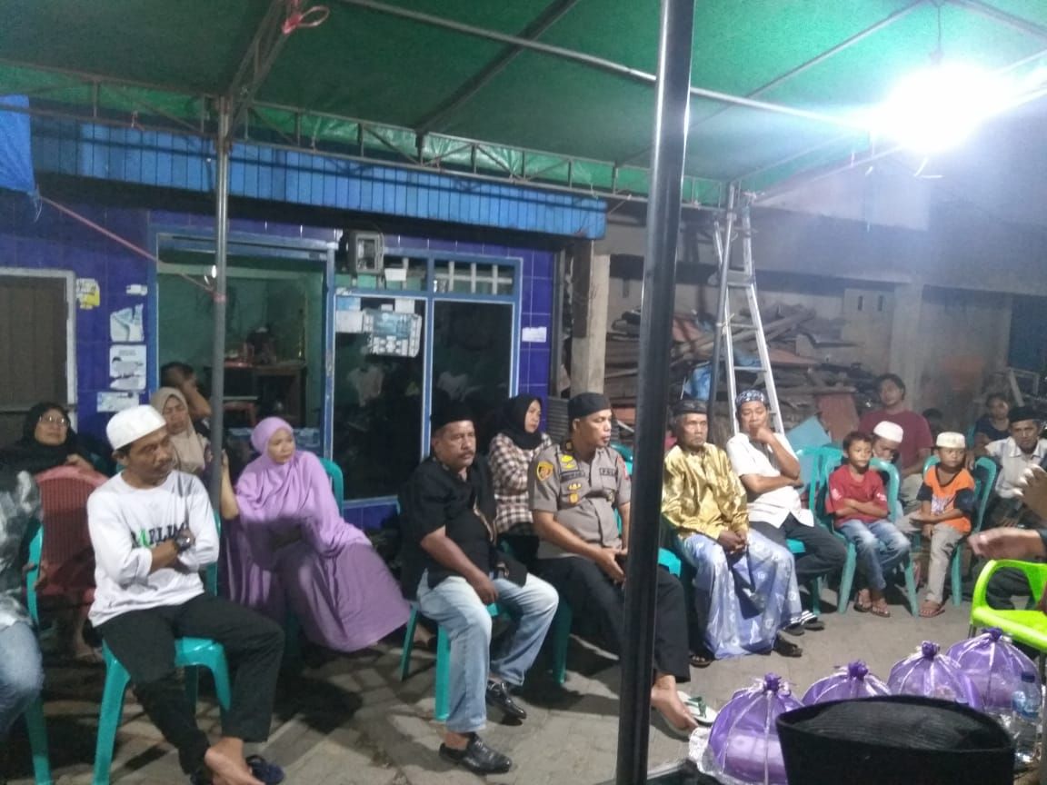 Beri Dukungan Moril, Kapolsek Ujung Tanah Takziah ke Rumah Warga yang Berduka