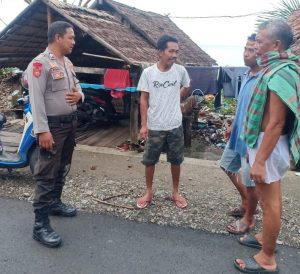 13.3 foto nyoman Bhabinkamtibmas Bripka I Nyoman, Sambangi Warga Binaan