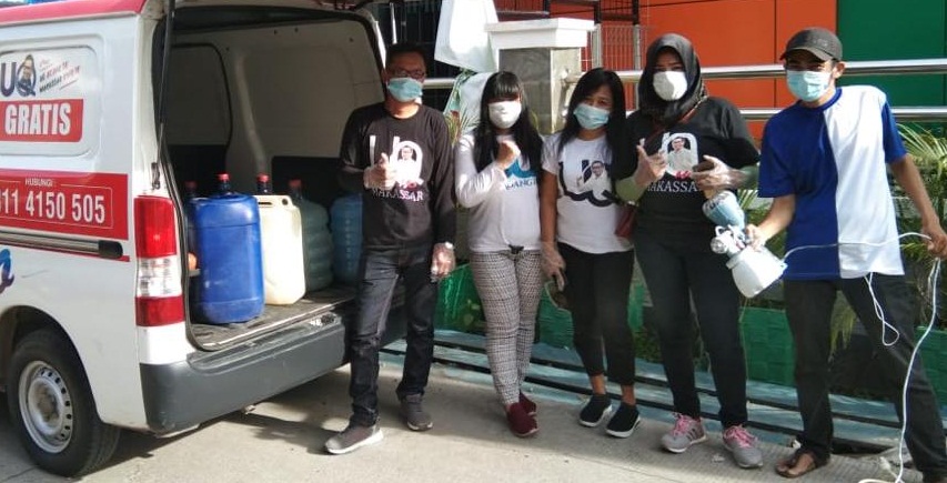 Sejumlah Titik di Makassar Disemprot Disinfektan Relawan UQmo