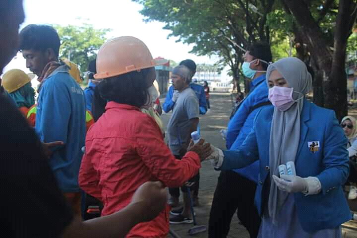 KNPI Sulsel, HMI dan IMM Kerjasama Buat Hand Sanitizer