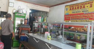1.4 bhabin Bhabinkamtibmas Pattunuang Sambangi Warkop dan Warteg, Ini Tujuannya