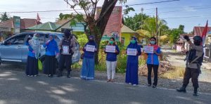 Persakmi Lutra Bagikan Ribuan Masker di Tiga Kecamatan
