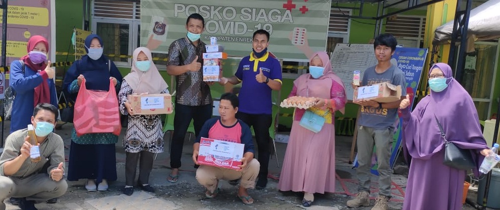 Persakmi Enrekang Salurkan Suplemen untuk Petugas di Posko Siaga Covid-19