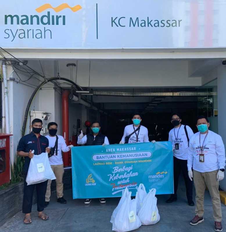 Mandiri Syariah Region 8 Salurkan 1. 250 Paket Sembako