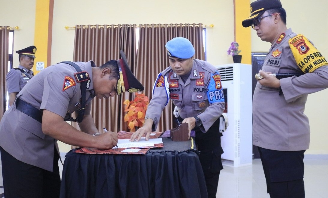 Gerbong Mutasi Bergerak, Sejumlah Perwira Polres Bantaeng Sertijab