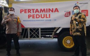 Pertamina Salurkan 2 Ton Beras Untuk Dapur Umum TNI dan Polri