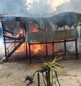 Si Jago Merah Mengamuk, Dua Rumah di Sidrap Hangus Terbakar