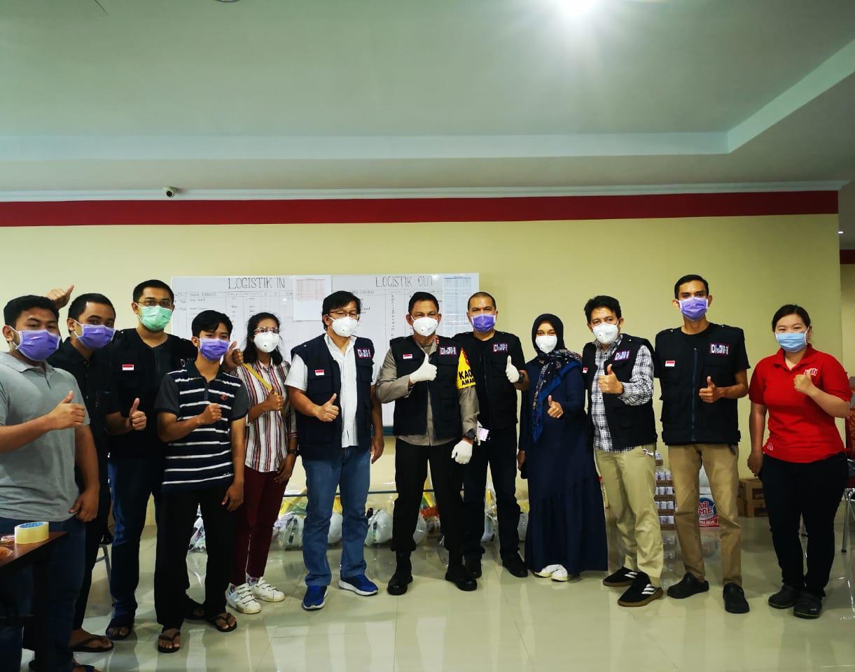 Kapolda Sulsel: Terima Kasih Dokter dan Relawan Corona Atas Pengorbanannya