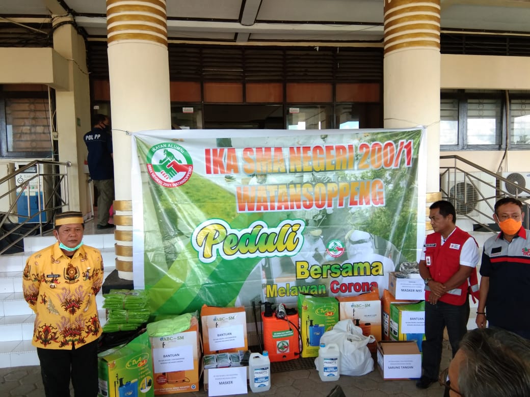 IKA SMAN200/1 Watansopppeng Bentuk Tim Peduli Kemanusiaan