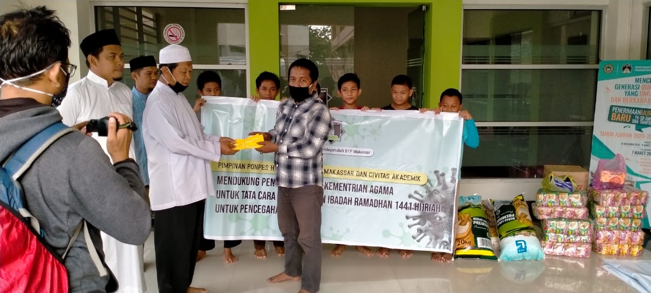 FPI dan Hidayatullah Imbau Masyarakat Tarwih di Rumah Selama Covid-19