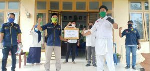 IMG-20200422-WA0018 Komando reLawan Covid-19 Sasar 6 Kecamatan Terjauh di Luwu Demi Bagikan Masker