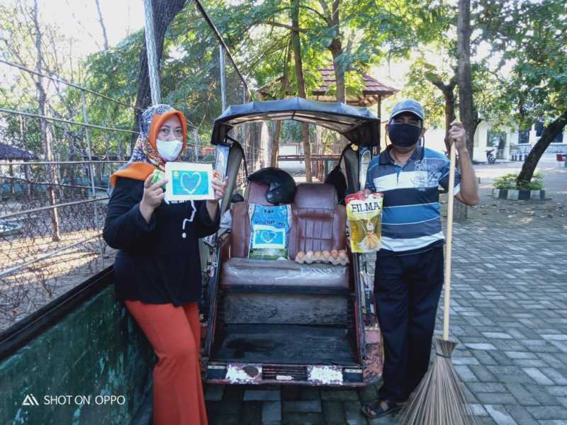 Kata Hati Foundation Berbagi di Makassar