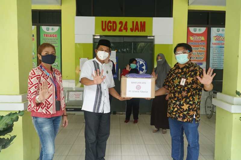 PT Semen Tonasa Salurkan Bantuan APD untuk Empat Puskesmas di Pangkep