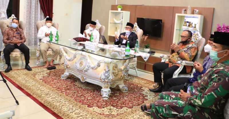 Gubernur Sulsel Peringati Malam Nuzulul Qur'an di Luwu Timur