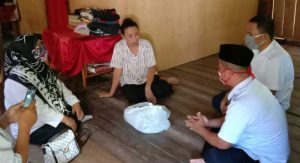 Penyuluh Agama Banggae Timur, Bantu Warga Terdampak Covid-19
